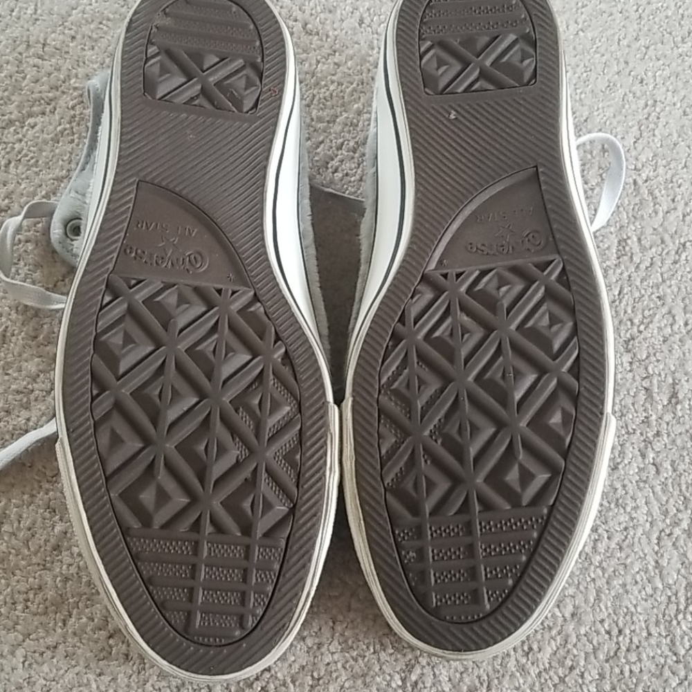 🌲Fuzzy Converse women's size 11 - Picture 3 of 5